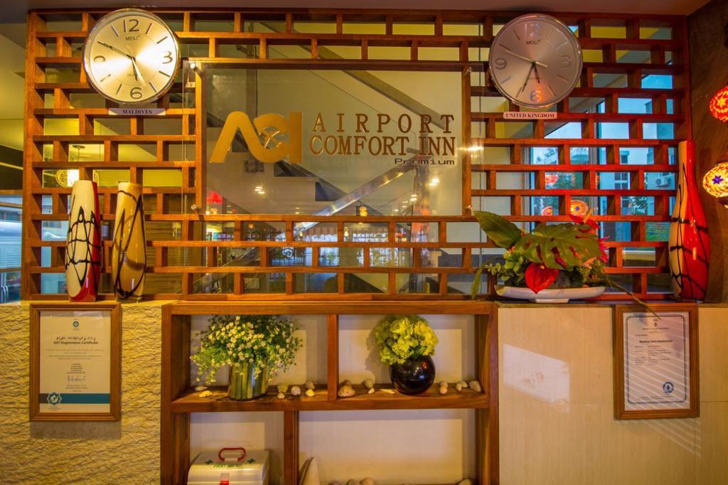 Airport Comfort Inn Premium Malé Extérieur photo